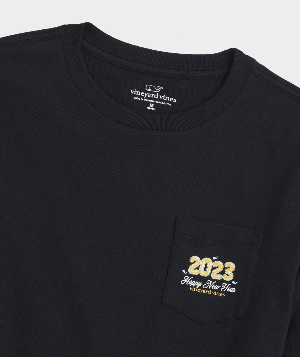 Tees Vineyard Vines 2023 New Year's Eve Whale Long-Sleeve Pocket Tee Niños Negros | DXE-157682