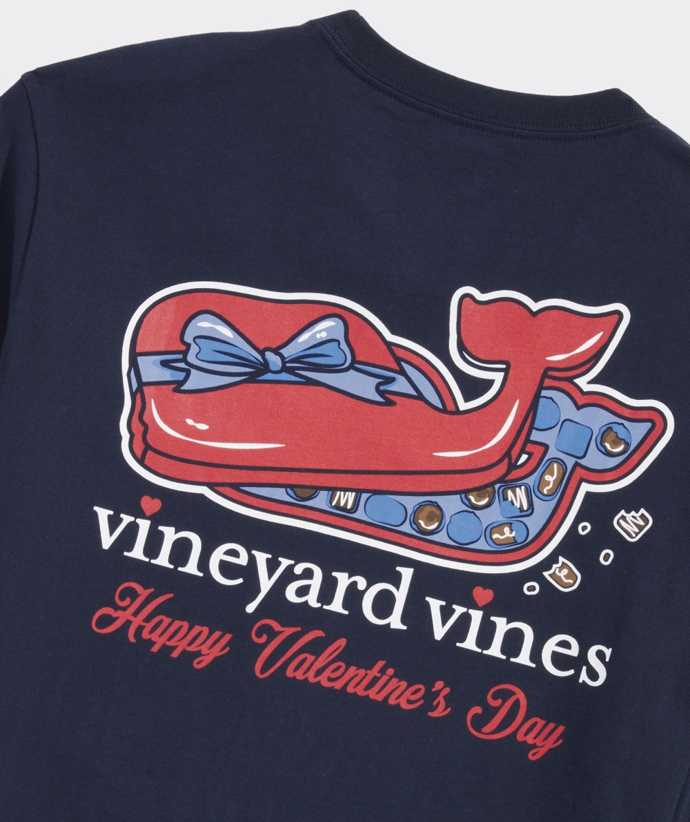 Tops Vineyard Vines Valentine's Day Chocolate Whale Box Long-Sleeve Pocket Tee Hombre Azul Marino | SCG-830156