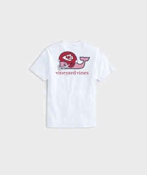 Tees Vineyard Vines Kansas City Chiefs Helmet Whale Corta-Sleeve Pocket Tee Niños Blancos | XEI-196428